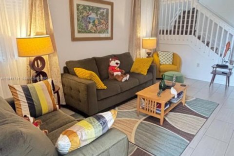 Adosado en venta en Homestead, Florida, 3 dormitorios, 169.92 m2 № 2000287 - foto 3