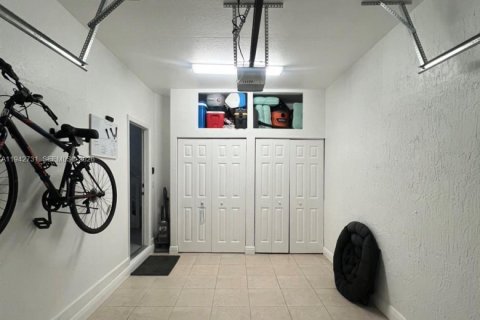 Adosado en venta en Homestead, Florida, 3 dormitorios, 169.92 m2 № 2000287 - foto 23