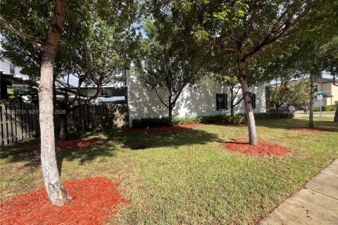 Adosado en venta en Homestead, Florida, 3 dormitorios, 169.92 m2 № 2000287 - foto 28