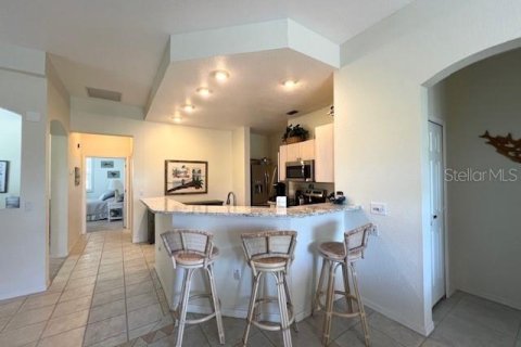 House in Punta Gorda, Florida 2 bedrooms, 119.84 sq.m. № 1131819 - photo 15