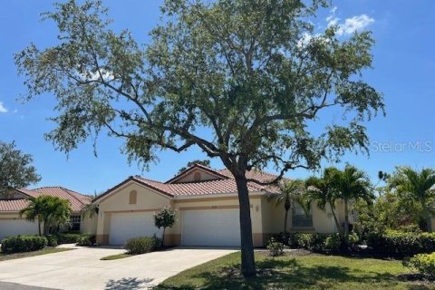 House in Punta Gorda, Florida 2 bedrooms, 119.84 sq.m. № 1131819 - photo 1