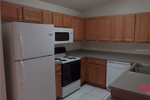 Apartamento en alquiler en Eustis, Florida, 3 dormitorios, 108.79 m2 № 1844343 - foto 9