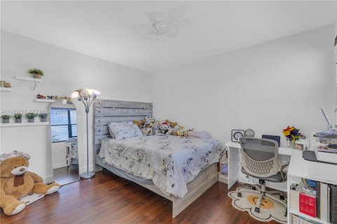 Casa en venta en Cooper City, Florida, 4 dormitorios, 214.88 m2 № 2050521 - foto 27