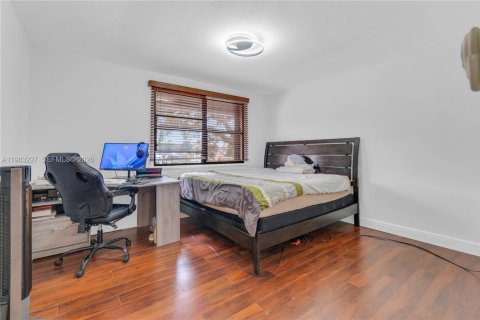 Casa en venta en Cooper City, Florida, 4 dormitorios, 214.88 m2 № 2050521 - foto 24