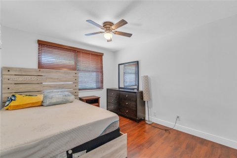 Casa en venta en Cooper City, Florida, 4 dormitorios, 214.88 m2 № 2050521 - foto 26