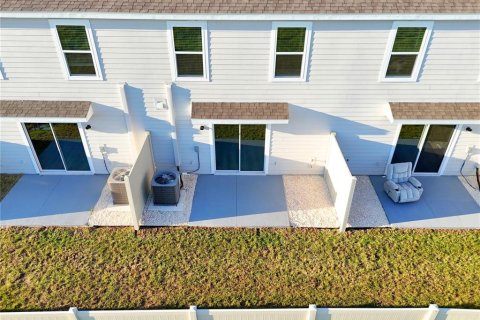 Townhouse in Ocala, Florida 3 bedrooms, 135.45 sq.m. № 2394154 - photo 24