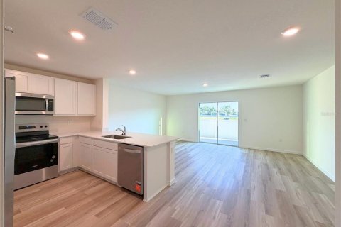 Townhouse in Ocala, Florida 3 bedrooms, 135.45 sq.m. № 2394154 - photo 5