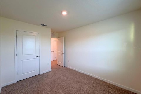 Townhouse in Ocala, Florida 3 bedrooms, 135.45 sq.m. № 2394154 - photo 18