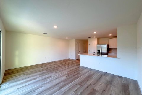 Townhouse in Ocala, Florida 3 bedrooms, 135.45 sq.m. № 2394154 - photo 9