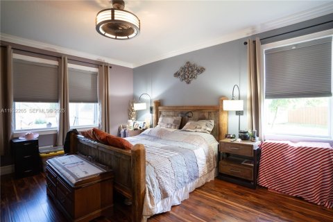 House in Homestead, Florida 4 bedrooms, 226.4 sq.m. № 1990849 - photo 15