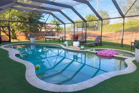 House in Homestead, Florida 4 bedrooms, 226.4 sq.m. № 1990849 - photo 27