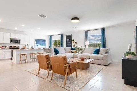 Villa ou maison à vendre à Kissimmee, Floride: 4 chambres, 210.98 m2 № 2414042 - photo 3