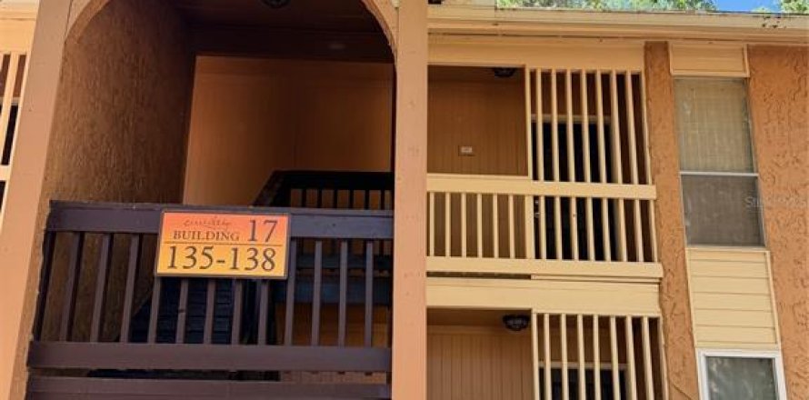 Condo à Gainesville, Floride, 1 chambre  № 2112320