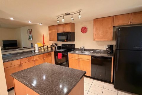 Copropriété à louer à Gainesville, Floride: 1 chambre, 70.61 m2 № 2112320 - photo 5
