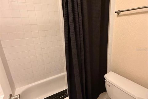 Copropriété à louer à Gainesville, Floride: 1 chambre, 70.61 m2 № 2112320 - photo 12