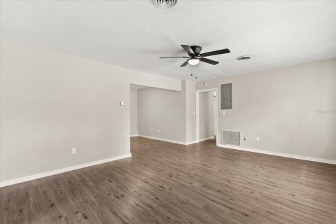 Villa ou maison à vendre à Ocala, Floride: 4 chambres, 162.21 m2 № 1910073 - photo 4