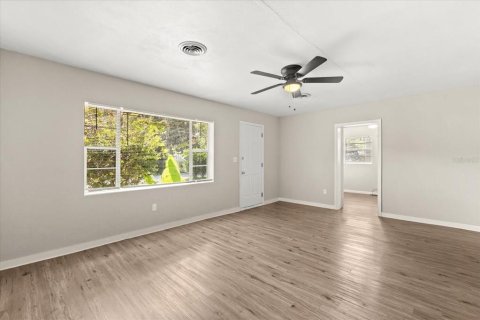 Villa ou maison à vendre à Ocala, Floride: 4 chambres, 162.21 m2 № 1910073 - photo 5