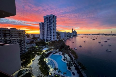 Купить кондоминиум в Майами-Бич, Флорида 2 спальни, 115.11м2, № 1980250 - фото 28