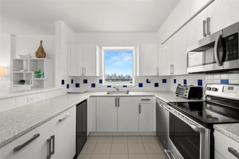 Купить кондоминиум в Майами-Бич, Флорида 2 спальни, 115.11м2, № 1980250 - фото 7