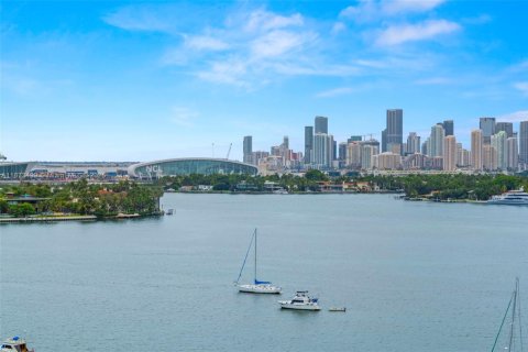 Купить кондоминиум в Майами-Бич, Флорида 2 спальни, 115.11м2, № 1980250 - фото 23