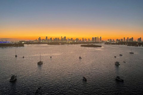 Купить кондоминиум в Майами-Бич, Флорида 2 спальни, 115.11м2, № 1980250 - фото 25