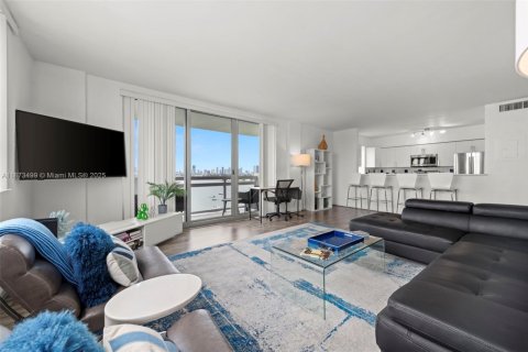 Купить кондоминиум в Майами-Бич, Флорида 2 спальни, 115.11м2, № 1980250 - фото 11