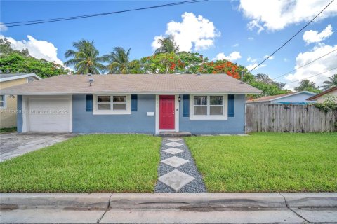 House in Fort Lauderdale, Florida 2 bedrooms, 92.44 sq.m. № 1790777 - photo 1