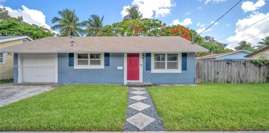 House in Fort Lauderdale, Florida 2 bedrooms, 92.44 sq.m. № 1790777