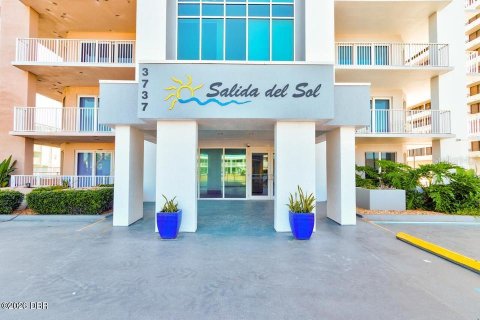 Copropriété à vendre à Daytona Beach Shores, Floride: 3 chambres, 167.97 m2 № 2284119 - photo 2
