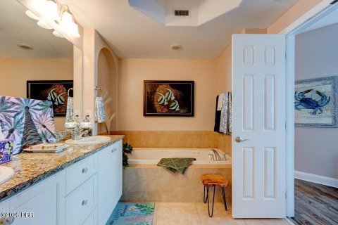 Copropriété à vendre à Daytona Beach Shores, Floride: 3 chambres, 167.97 m2 № 2284119 - photo 24