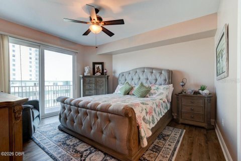 Copropriété à vendre à Daytona Beach Shores, Floride: 3 chambres, 167.97 m2 № 2284119 - photo 21