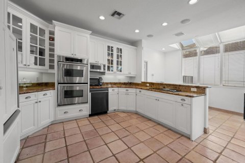 House in Wellington, Florida 3 bedrooms, 202.71 sq.m. № 2390084 - photo 11
