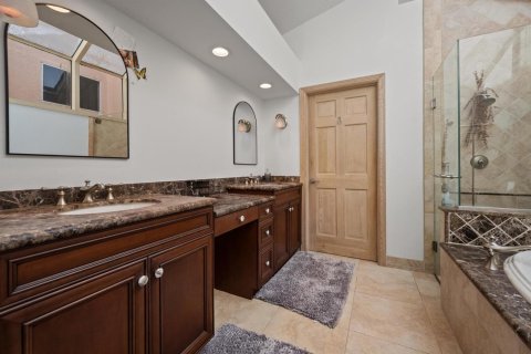 House in Wellington, Florida 3 bedrooms, 202.71 sq.m. № 2390084 - photo 19