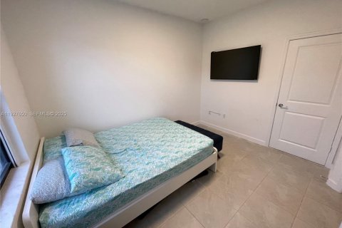 House in Homestead, Florida 3 bedrooms, 123.37 sq.m. № 1986883 - photo 11