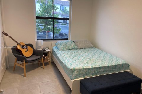 House in Homestead, Florida 3 bedrooms, 123.37 sq.m. № 1986883 - photo 10