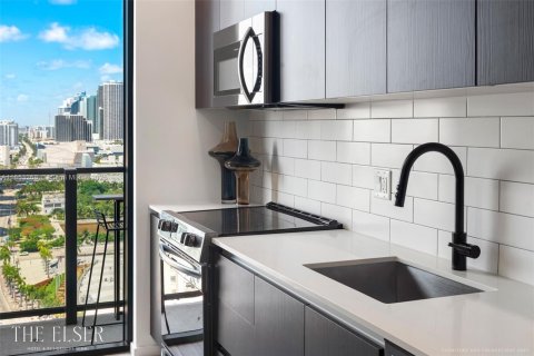 Condominio en venta en Miami, Florida, 1 dormitorio, 40.78 m2 № 1875554 - foto 5