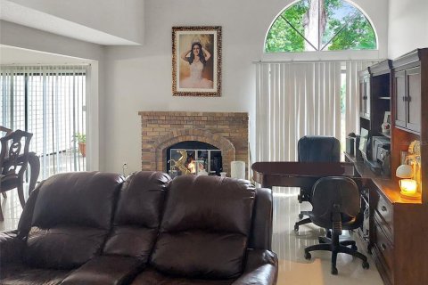 Dúplex en venta en Orlando, Florida, 3 dormitorios, 145.67 m2 № 1675462 - foto 5