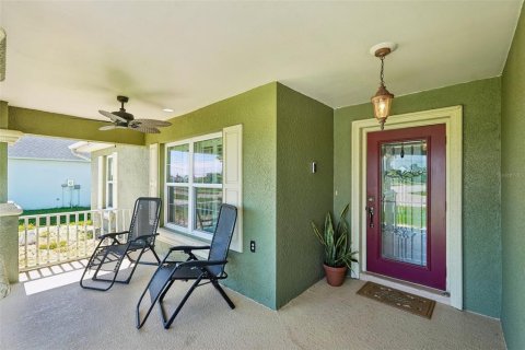 Villa ou maison à vendre à Cape Coral, Floride: 3 chambres, 167.32 m2 № 2419000 - photo 3