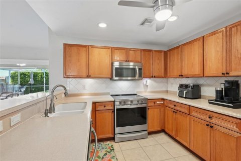 Villa ou maison à vendre à Cape Coral, Floride: 3 chambres, 167.32 m2 № 2419000 - photo 14