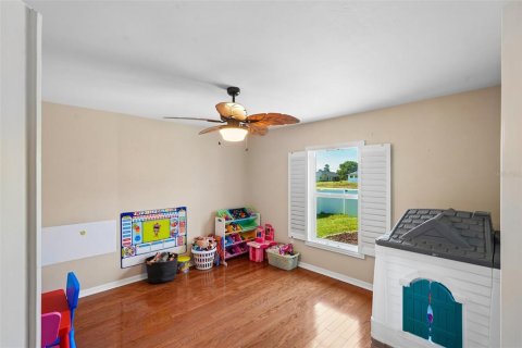 Villa ou maison à vendre à Cape Coral, Floride: 3 chambres, 167.32 m2 № 2419000 - photo 20
