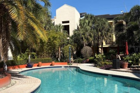 Condominio en alquiler en Tampa, Florida, 1 dormitorio, 73.3 m2 № 1800440 - foto 3