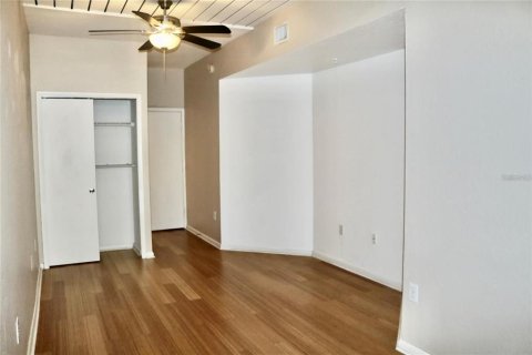 Condominio en alquiler en Tampa, Florida, 1 dormitorio, 73.3 m2 № 1800440 - foto 12