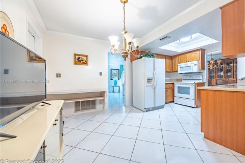 Villa ou maison à vendre à Tamarac, Floride: 2 chambres, 146.88 m2 № 1955847 - photo 16