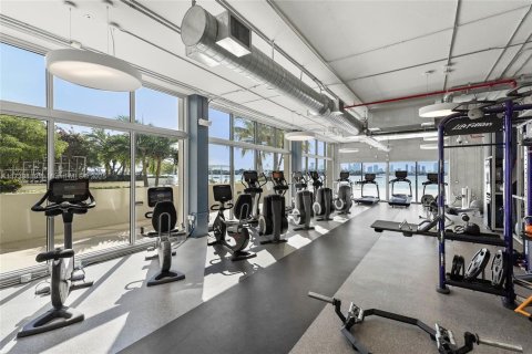 Condominio en venta en Miami Beach, Florida, 51.28 m2 № 1763892 - foto 12