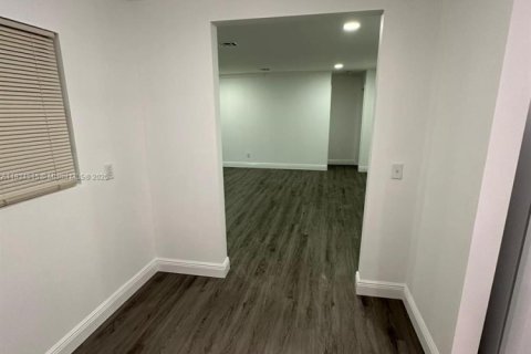 Casa en venta en South Bay, Florida, 3 dormitorios, 104.79 m2 № 1889952 - foto 17