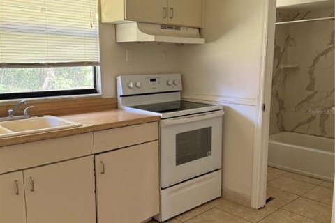House in Belleview, Florida 1 bedroom, 57.6 sq.m. № 1885869 - photo 4
