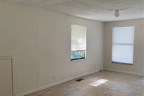 House in Belleview, Florida 1 bedroom, 57.6 sq.m. № 1885869 - photo 6