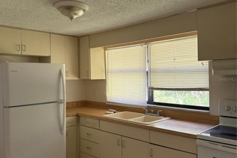 House in Belleview, Florida 1 bedroom, 57.6 sq.m. № 1885869 - photo 5