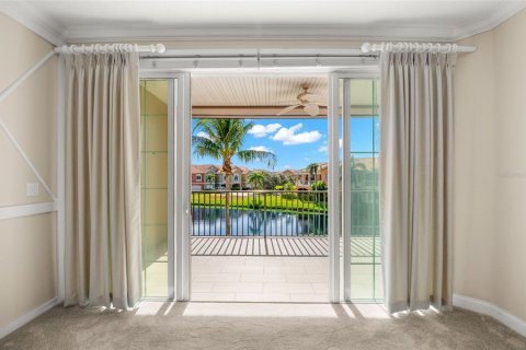 Condo in Saint Petersburg, Florida, 3 bedrooms № 2149795 - photo 21
