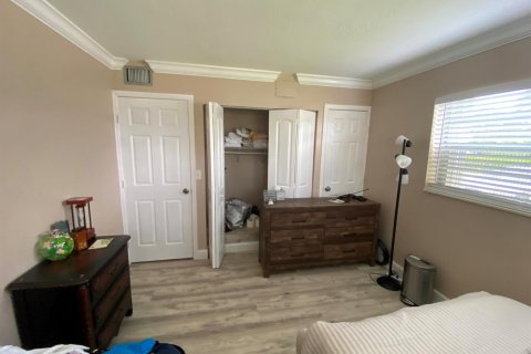 Copropriété à louer à West Palm Beach, Floride: 2 chambres, 74.14 m2 № 2431325 - photo 28